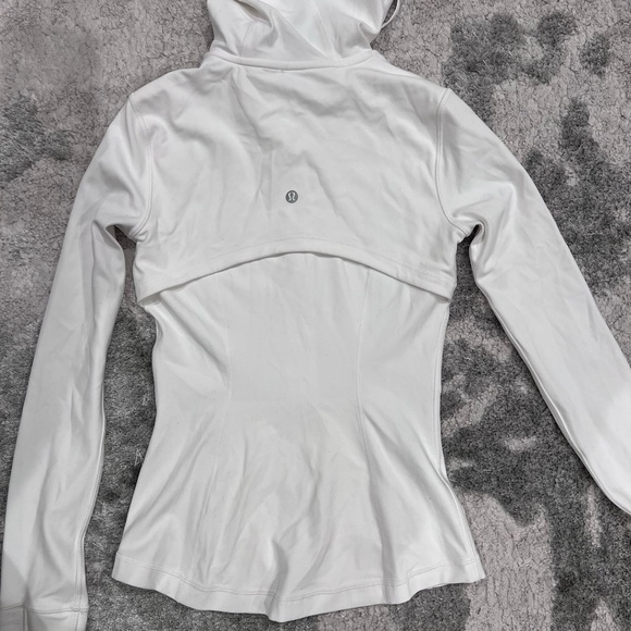Lululemon Define Hooded Jacket
Nulu - Picture 5 of 7